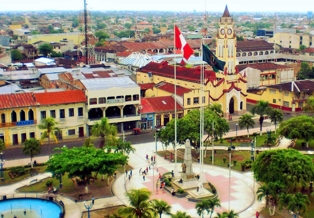 La Plaza de Armas en Iquitos